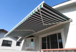 awning-gulung-jakarta