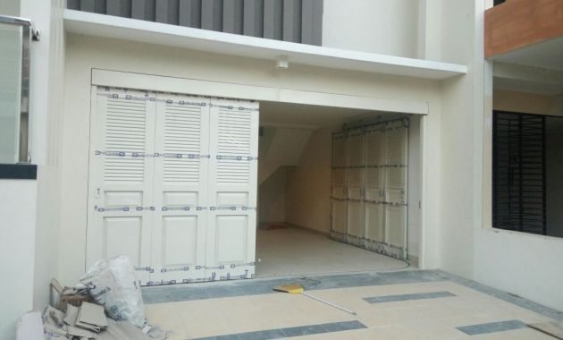 pintu garasi besi